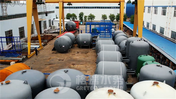 喜訊！出口印尼“OBI鎳鈷項(xiàng)目”首發(fā)-預(yù)處理系統(tǒng)20臺(tái)多介質(zhì)過(guò)濾器